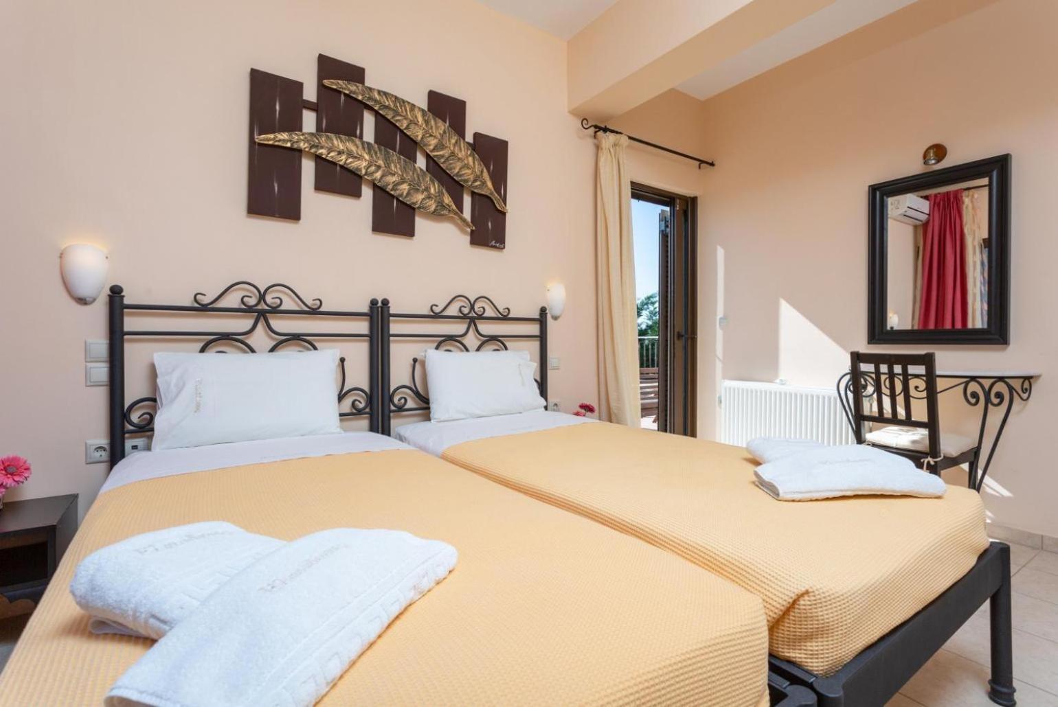 Villa Eufrosini Svoronata Bagian luar foto